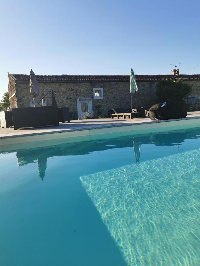 Au Domaine De Gigie Chervettes